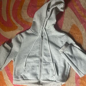 Cropped hoodie